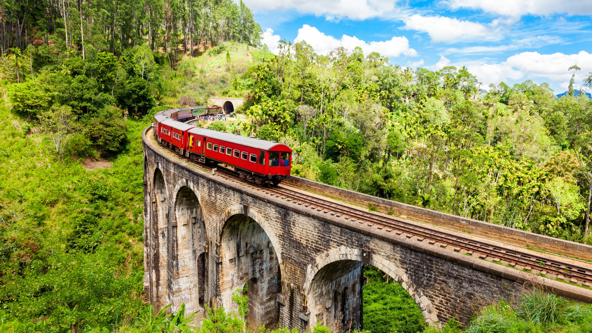 Nine Arch Bridge Ella with train crossing, Sri Lanka